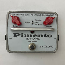 Load image into Gallery viewer, CELMO Pimento Sardine Can Overdrive with Amp Sag Emulation &lt;p&gt;(B-STOCK)&lt;/p&gt;
